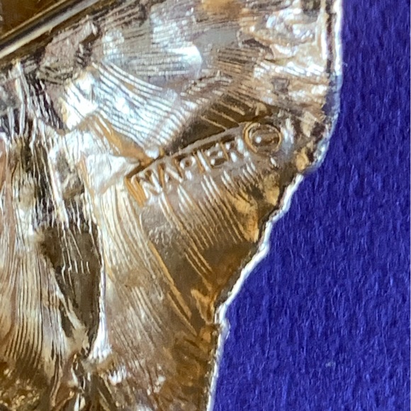 Vintage NAPIER Square Flower Brooch - Picture 3 of 3